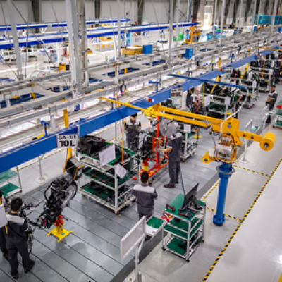Chỉ số sản xuất công nghiệp của Việt Nam giảm 1.8% trong 4 tháng đầu năm 2023