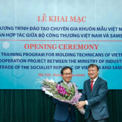 Cục Công nghiệp - Bộ Công Thương phối hợp với Samsung tổ chức khai giảng khóa 6 đào tạo 200 chuyên gia khuôn mẫu