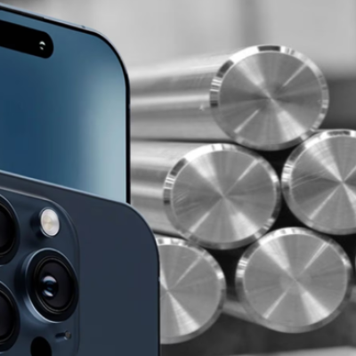 Lợi thế của titan so với thép trong thiết kế của Iphone 15 Pro và 15 Pro Max